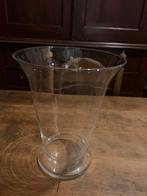 Glazen Vaas - 25cm Hoog, 19.5cm Doorsnede, Huis en Inrichting, Woonaccessoires | Vazen, Ophalen, Overige kleuren, Minder dan 50 cm