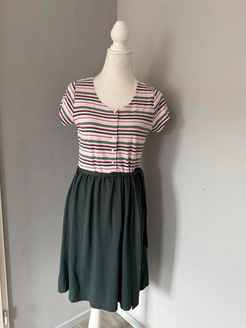Comfortabel jurkje retro stijl van 4 funky flavours maat m l, Kleding | Dames, Jurken, Ophalen of Verzenden