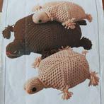 Schildpadden kussen  knopen Macrame, Hobby en Vrije tijd, Ophalen of Verzenden, Zo goed als nieuw, Haken, Patroon of Boek