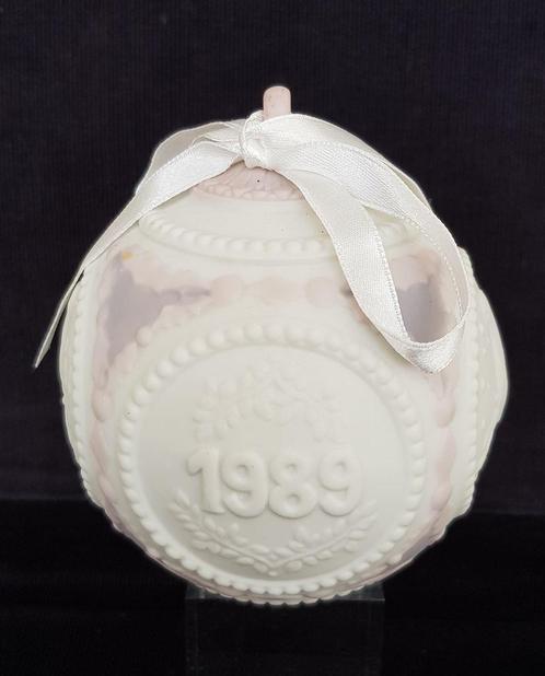 Lladro kerstbal 1989, ong. 10 cm, Diversen, Kerst, Zo goed als nieuw, Ophalen of Verzenden