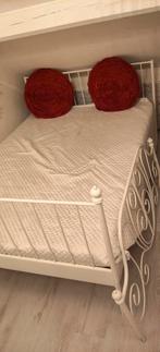 Ikea Leirvik bed en matras, Ophalen, 140 cm, Twijfelaar, Metaal