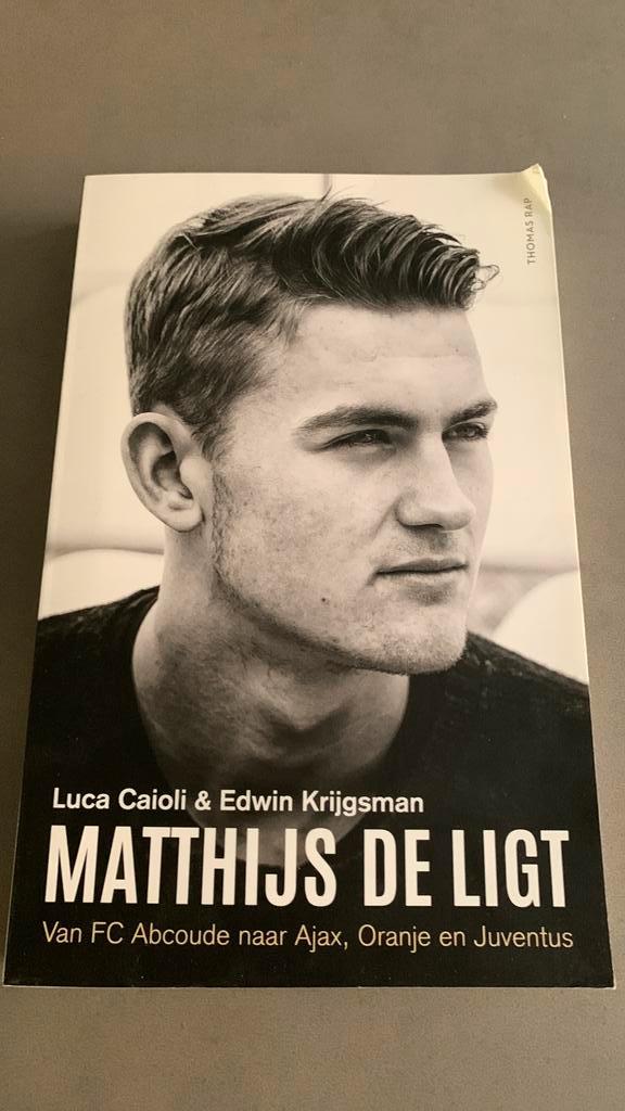 Matthijs de Ligt boek, Boeken, Sportboeken, Gelezen, Balsport, Ophalen of Verzenden