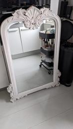 Brocante witte spiegel, Huis en Inrichting, Woonaccessoires | Spiegels, Ophalen, Minder dan 50 cm, Zo goed als nieuw, Minder dan 100 cm