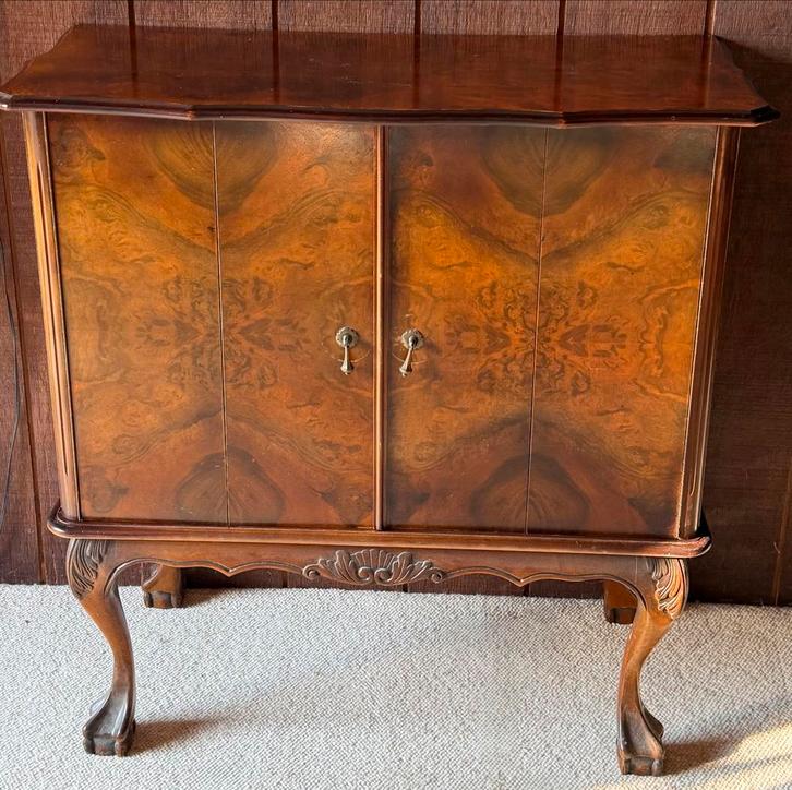 Art Deco cocktailkast van wortelnotenhout, Antiek en Kunst, Antiek | Meubels | Kasten, Ophalen