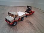 Mercedes-Benz siku unimog met dieplader en heftruck compleet, Hobby en Vrije tijd, Modelauto's | 1:50, Ophalen of Verzenden, Zo goed als nieuw