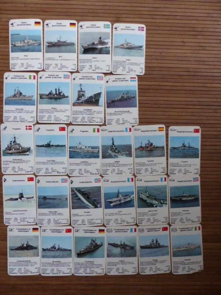 2 kwartetten schepen doosje van kwartet van helikopters, Verzamelen, Speelkaarten, Jokers en Kwartetten, Gebruikt, Kwartet(ten)