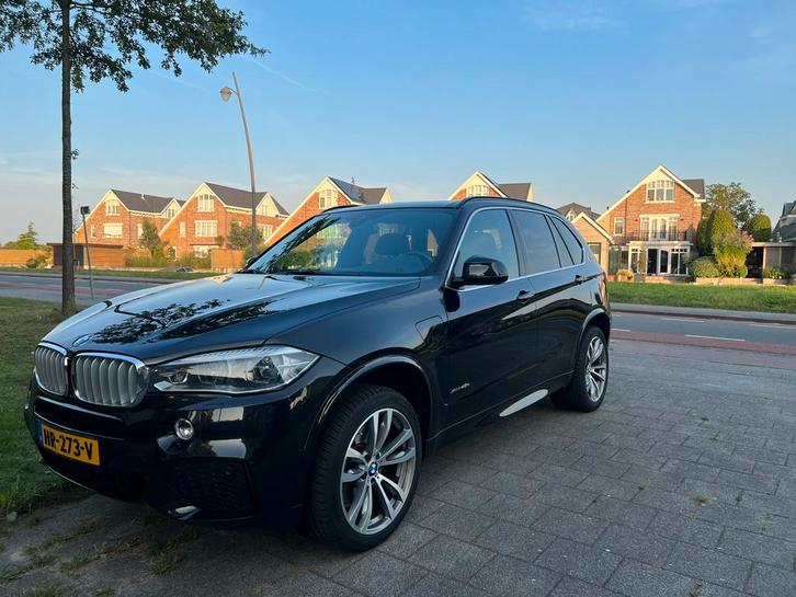 BMW X5 xDrive40e iPerformance 313pk Full Options M-Sport, Auto's, BMW, Particulier, X5, 360° camera, 4x4, ABS, Achteruitrijcamera