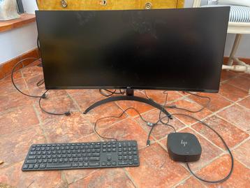 Thuiswerkset: Dock, Breedbeeld, Toetsenbord beschikbaar voor biedingen