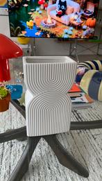 Japandi vaas organisch organic vase white wit vaasje beige, Overige kleuren, Aardewerk of Porselein, Ophalen of Verzenden, Zo goed als nieuw