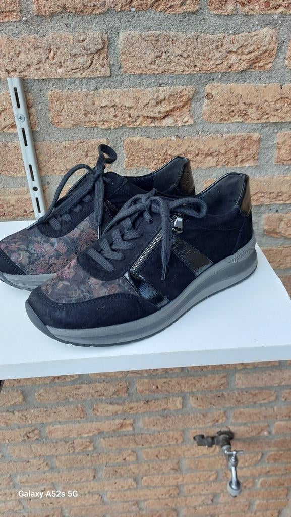 Vamos dames schoenen maat 40, Kleding | Dames, Schoenen, Vamos, Zwart, Ophalen of Verzenden, Sneakers of Gympen