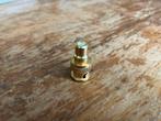 Vergulde verloopstekker RCA Female naar BNC Male - Digicoax, Ophalen of Verzenden, Nieuw, Coaxiale kabel