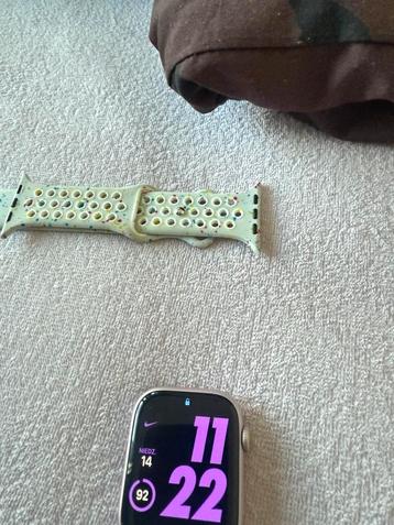 Apple Watch series 9- 45mm zonder krasjes beschikbaar voor biedingen