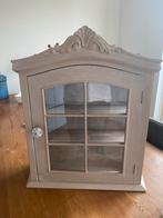 Erg mooi vitrinekastje met aan 3 kanten ramen in zalm/bruin, Huis en Inrichting, Kasten | Vitrinekasten, Ophalen, 50 tot 100 cm