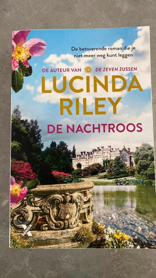 Lucinda Riley - De nachtroos, Boeken, Literatuur, Zo goed als nieuw, Amerika, Ophalen