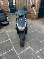 Peugeot Kisbee scooter - 2010 - Geel kenteken, Ophalen, Gebruikt