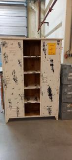 Locker kast wit, Ophalen, Zo goed als nieuw, Industrieel