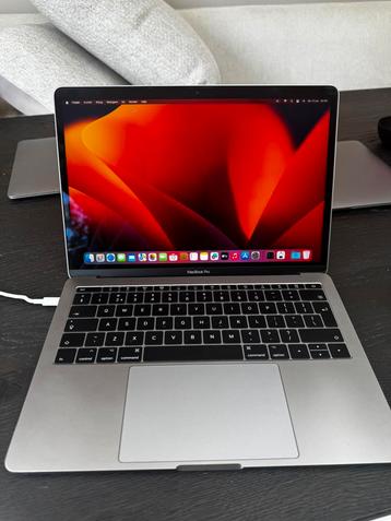 Macbook Pro 2017 13 inch Ventura beschikbaar voor biedingen