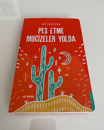 Kinsun – Pes Etme Mucizeler Yolda | Kişisel Gelişim Kitabı beschikbaar voor biedingen
