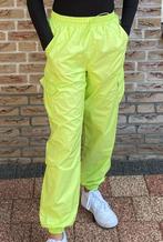 Puma trainings broek fluor groen/geel mt. S, Puma, Ophalen of Verzenden, Zo goed als nieuw, Maat 36 (S)