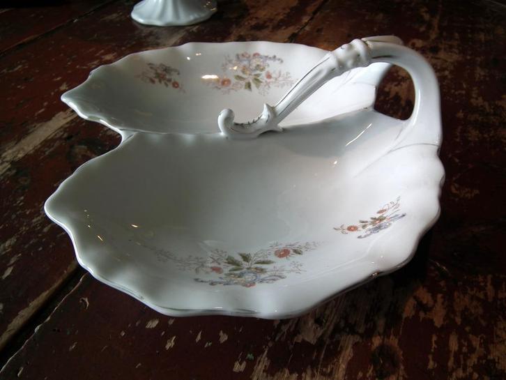 Fraaie soezenschaal MOSA/Louis Regout, Antiek en Kunst, Antiek | Keramiek en Aardewerk, Ophalen of Verzenden