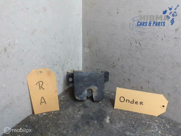 Slotmechaniek Achterklep Volkswagen Caddy III 2K0827506A, Auto-onderdelen, Klein materiaal, Gebruikt, Ophalen of Verzenden