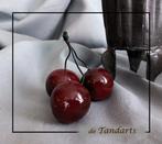 ANTIEKE  ITALIAANS ALBASTEN KERSEN, Antiek en Kunst, Antiek | Keramiek en Aardewerk, Ophalen of Verzenden