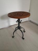 Bijzettafeltje houtsnijwerk, Minder dan 45 cm, Minder dan 55 cm, Rond, Ophalen of Verzenden