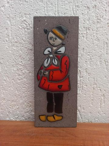 Wandtegel Pierre De Lave. Vintage. Frans beschikbaar voor biedingen