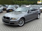 BMW 3-serie Touring 320i High Executive|Ketting vervangen|Le, Auto's, BMW, Euro 5, Achterwielaandrijving, Zwart, 4 cilinders