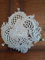 Vintage Zilverkleurige Franse Decoratieve onderzetter, Ophalen of Verzenden