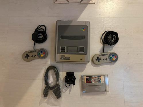 Super Nintendo PAL + 2 Controllers + Mario All-Stars, Spelcomputers en Games, Spelcomputers | Nintendo Super NES, Gebruikt, Met 2 controllers