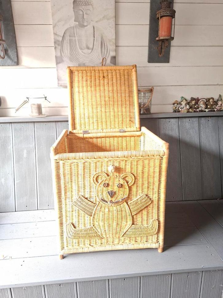 Rieten Speelgoedmand met Beer0, Kinderen en Baby's, Kinderkamer | Commodes en Kasten, Zo goed als nieuw, Minder dan 90 cm, Minder dan 75 cm