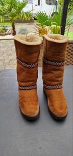 UGG Sundance Revival Tasman Laarzen, Kleding | Dames, Schoenen, Hoge laarzen, UGG, Bruin, Ophalen of Verzenden