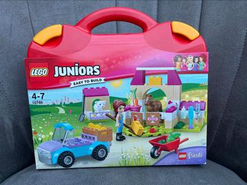 LEGO 10746 Mia's boerderijkoffer beschikbaar voor biedingen