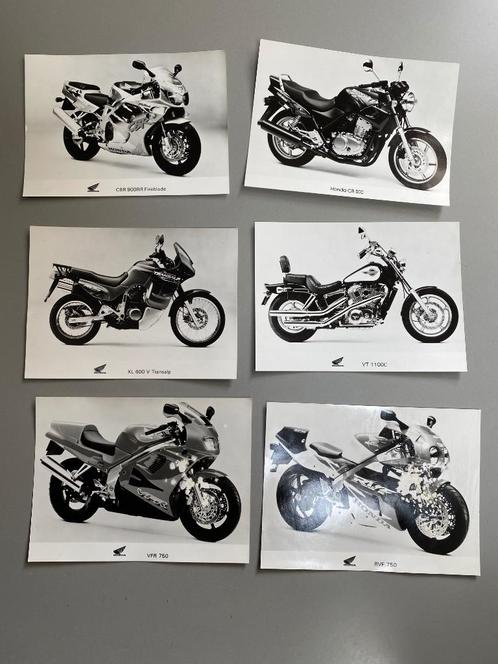 4 originele Honda fabrieks foto’s (jaren 80), Verzamelen, Foto's en Prenten, Zo goed als nieuw, Foto, Overige onderwerpen, 1960 tot 1980