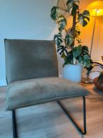 Groene fauteuil met zwarte details, Huis en Inrichting, Stoelen, Ophalen, Overige kleuren, Zo goed als nieuw, Metaal