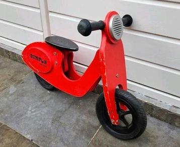 Rode Houten Loopfiets - Simply beschikbaar voor biedingen