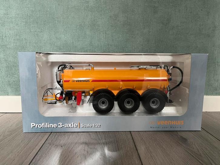 Veenhuis Profiline 29.000 Tridem-asser, Hobby en Vrije tijd, Modelauto's | 1:32, Zo goed als nieuw, Tractor of Landbouw, Overige merken