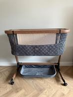 Qute Q-wiggle electric Co-Sleeper antra - walnut, Kinderen en Baby's, Babywiegjes en Ledikanten, Ophalen, Zo goed als nieuw, Wieg