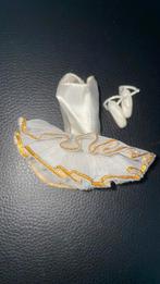 Barbie Ballerina Tutti en Spitzen wit jaren 70, Verzamelen, Poppen, Ophalen, Zo goed als nieuw, Kleertjes
