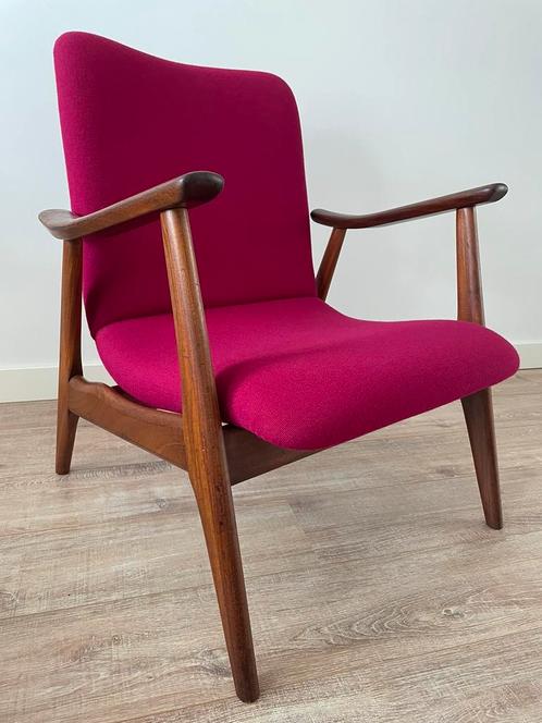 Van Teeffelen easy chair, Huis en Inrichting, Fauteuils, Zo goed als nieuw, 75 tot 100 cm, Ophalen