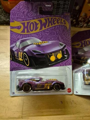 Hot Wheels Muscle and Blown Pearl and Chrome beschikbaar voor biedingen