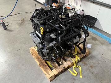 Volkswagen Golf 8 R motorblok DNF motorcode 60 k gelopen ! beschikbaar voor biedingen