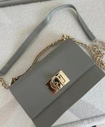 Furla Schoudertas - Nieuw!, Sieraden, Tassen en Uiterlijk, Tassen | Damestassen, Ophalen of Verzenden, Nieuw, Grijs, Schoudertasje