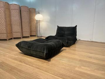 Ligne Roset Togo 1 zit + Poef Vellours – NP: €5.000 beschikbaar voor biedingen