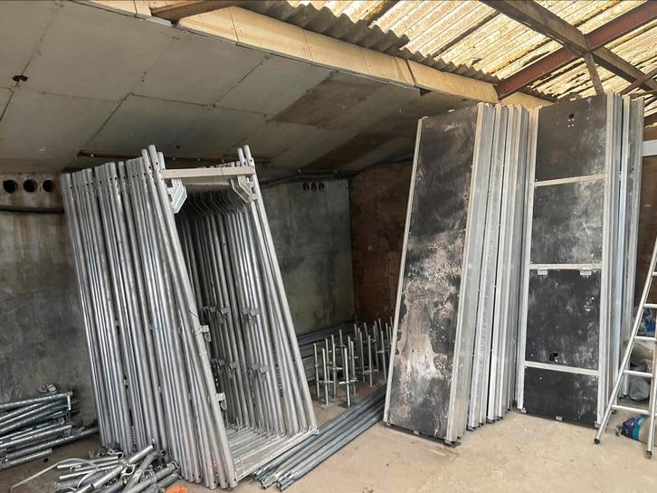 Gevel steiger, Diensten en Vakmensen, Gevelrenovatie en Voegers, Gevelreiniging, Gevelrenovatie, Impregnatie, Metselwerk, Voegwerk