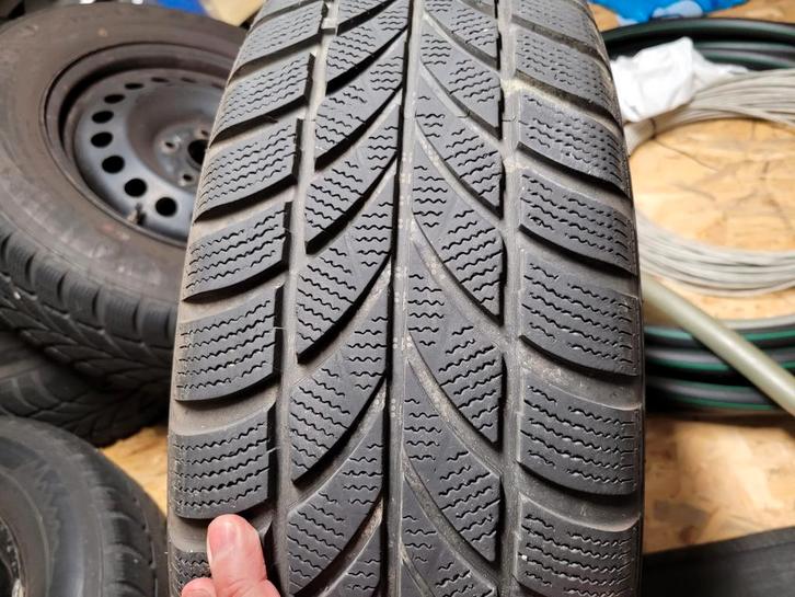 4x winterbanden, Auto-onderdelen, Overige Auto-onderdelen, Mitsubishi, Gebruikt, Ophalen
