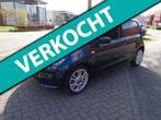 Volkswagen Up! 1.0 high up! BlueMotion/Airco/Navi/Cruise Con, Voorwielaandrijving, Euro 5, Stof, Gebruikt