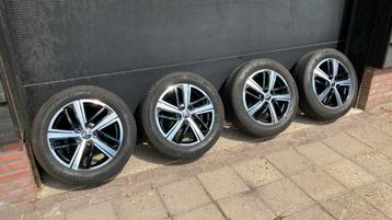 Originele 17 inch VW Caddy wielen beschikbaar voor biedingen