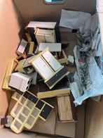 Doos vol poppenhuis meubeltjes, Ophalen of Verzenden, Gebruikt, Meisje
